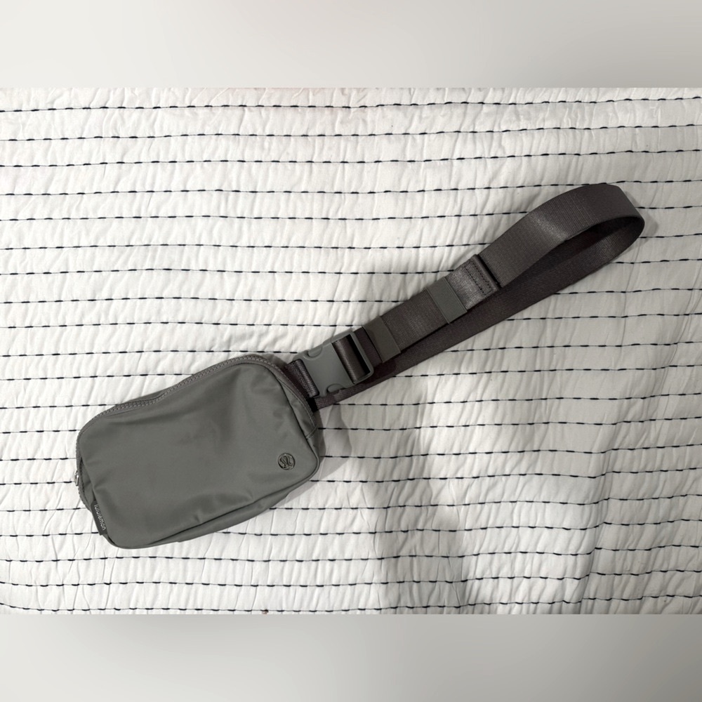 🍋Lululemon Everywhere Belt Bag 🍋